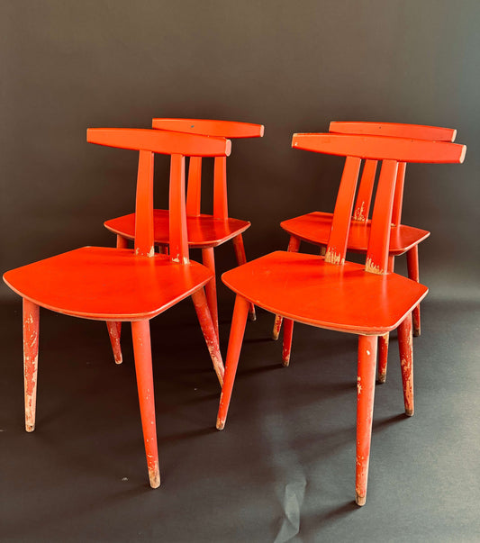 Vintage Set of 4 small Mid Century side chairs